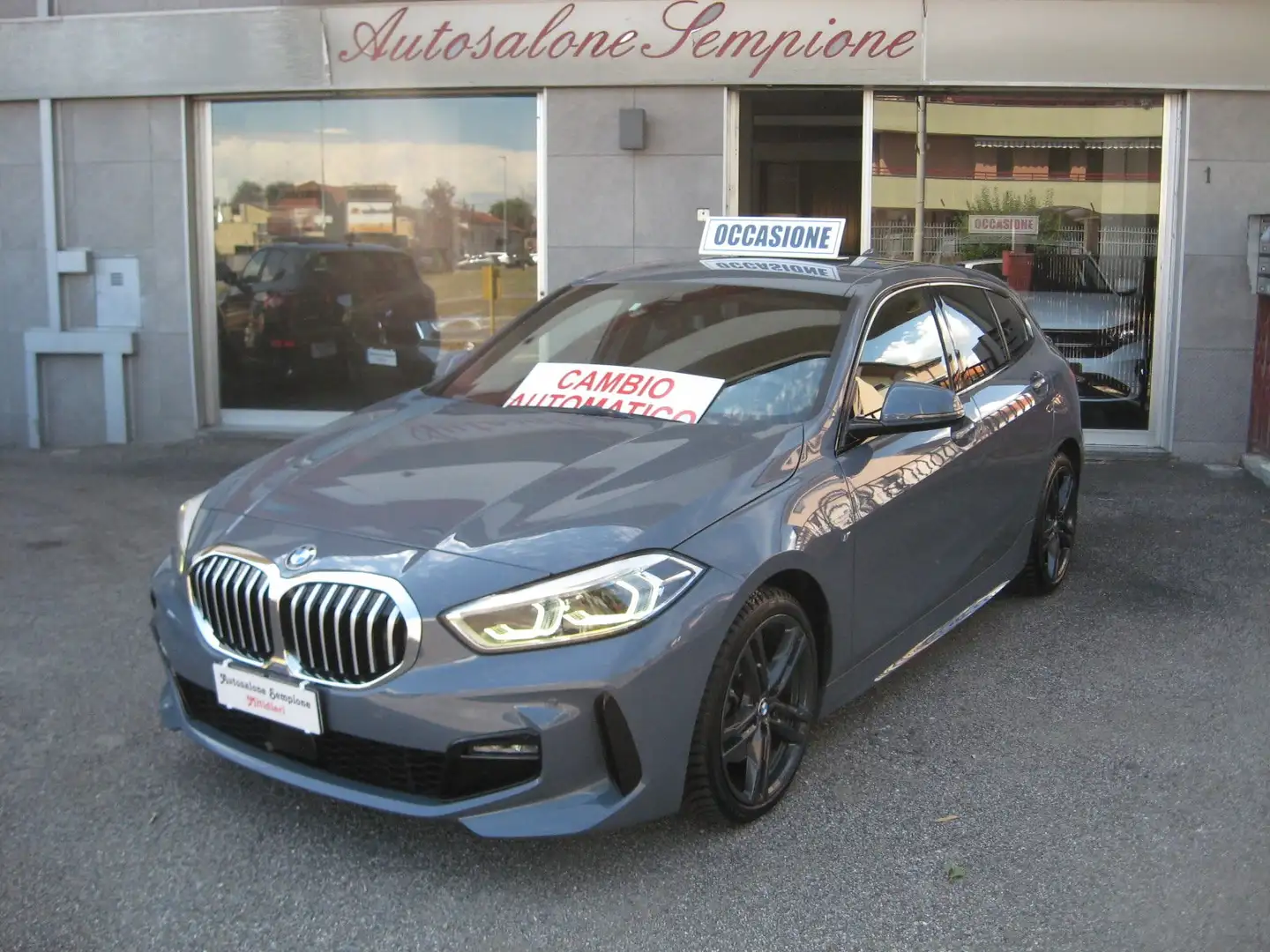 BMW 118 Serie 1 118d Msport automatic SOLO KM 69.000 Grigio - 1