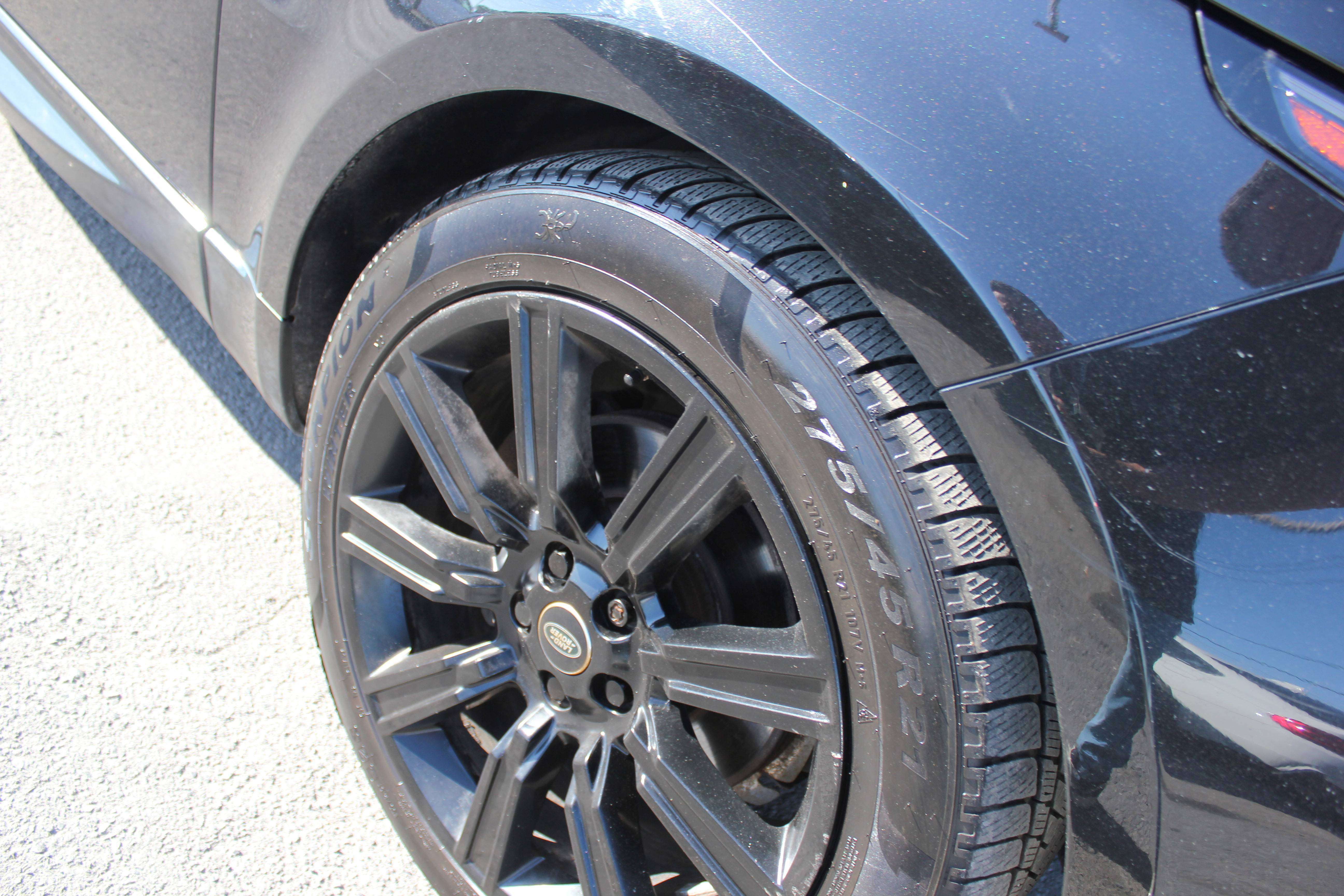 2020 Land Rover Range Rover Sport HSE - Image 11