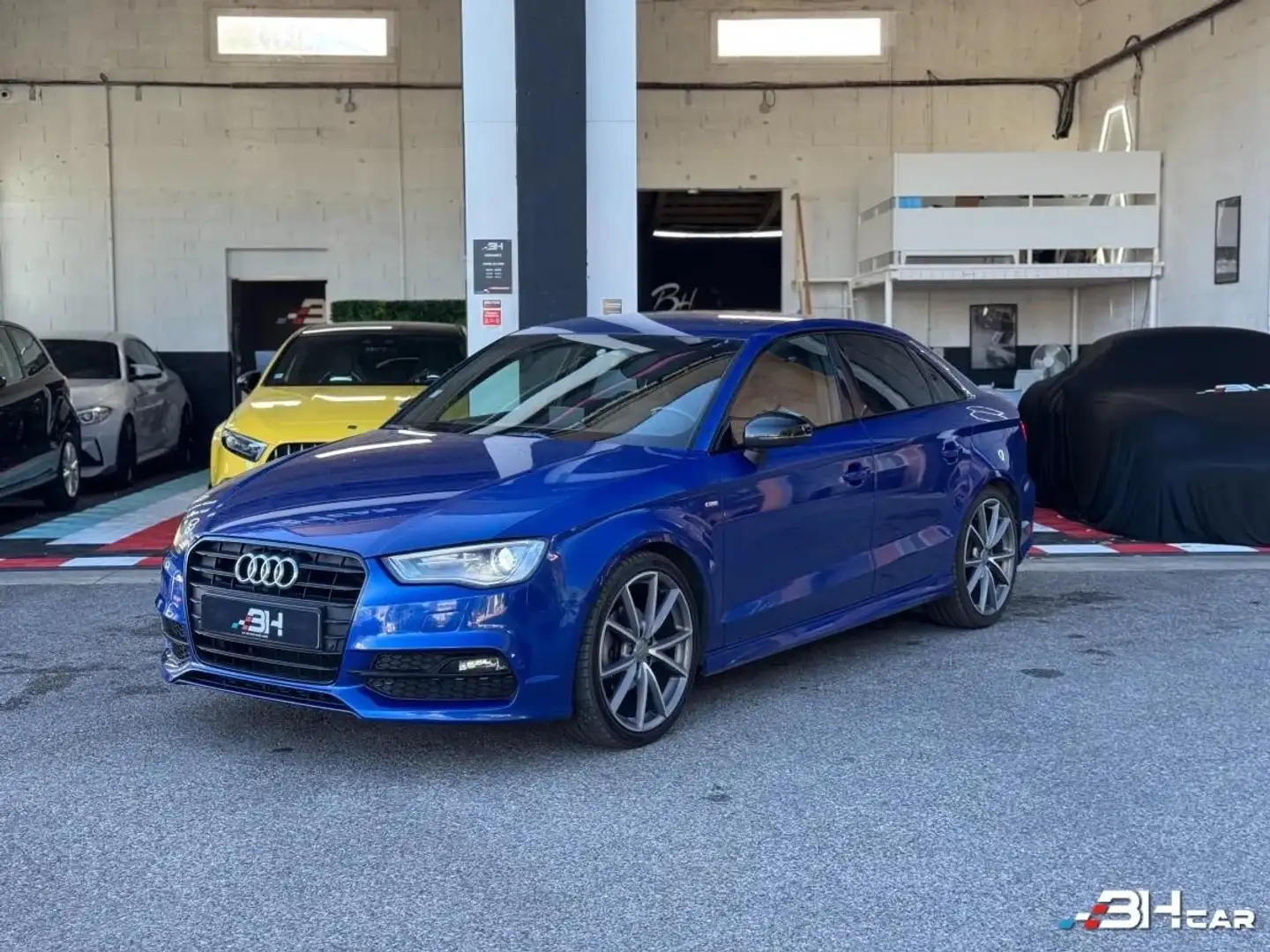Audi A3 BERLINE 1.4 TFSI 150 ULTRA S-LINE / BANG & OLUFSEN / MEPLAT Blau - 1