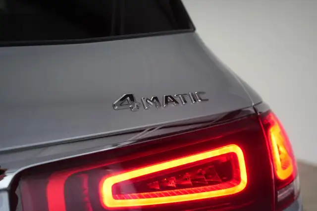 Mercedes-Benz GLS Class view 12