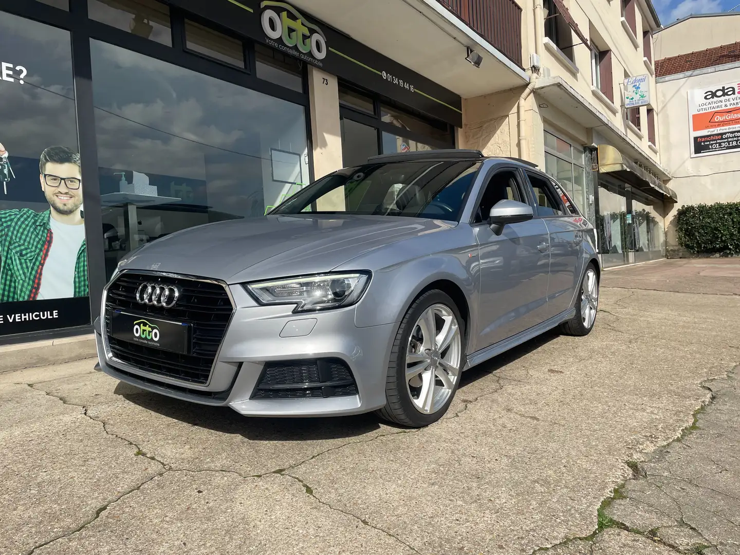 Audi A3 Berline 1.5 TFSI CoD 150 S Line Argento - 1