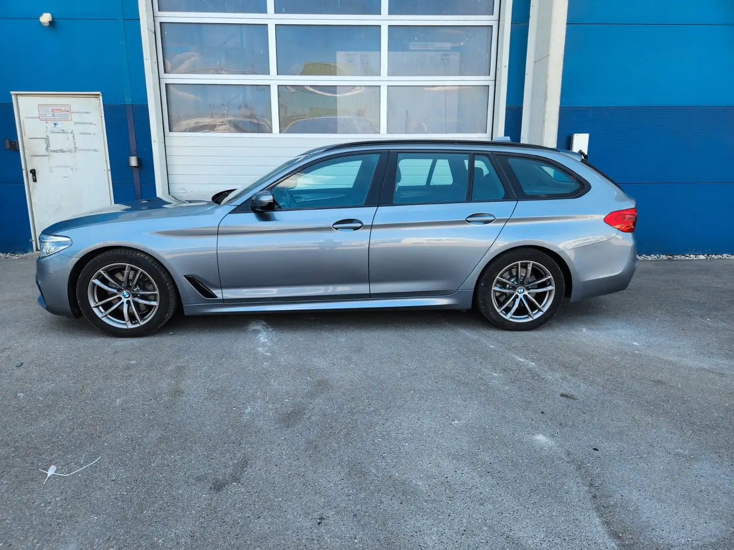 BMW 520 Baureihe 5 Touring 520 d M Sport Bleu - 2