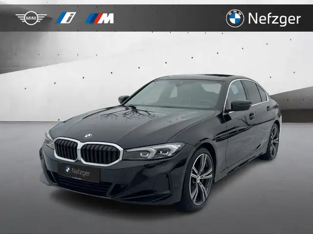 BMW 330 d Limousine AHK HiFi Ambiente Widescreen Lenkradhe