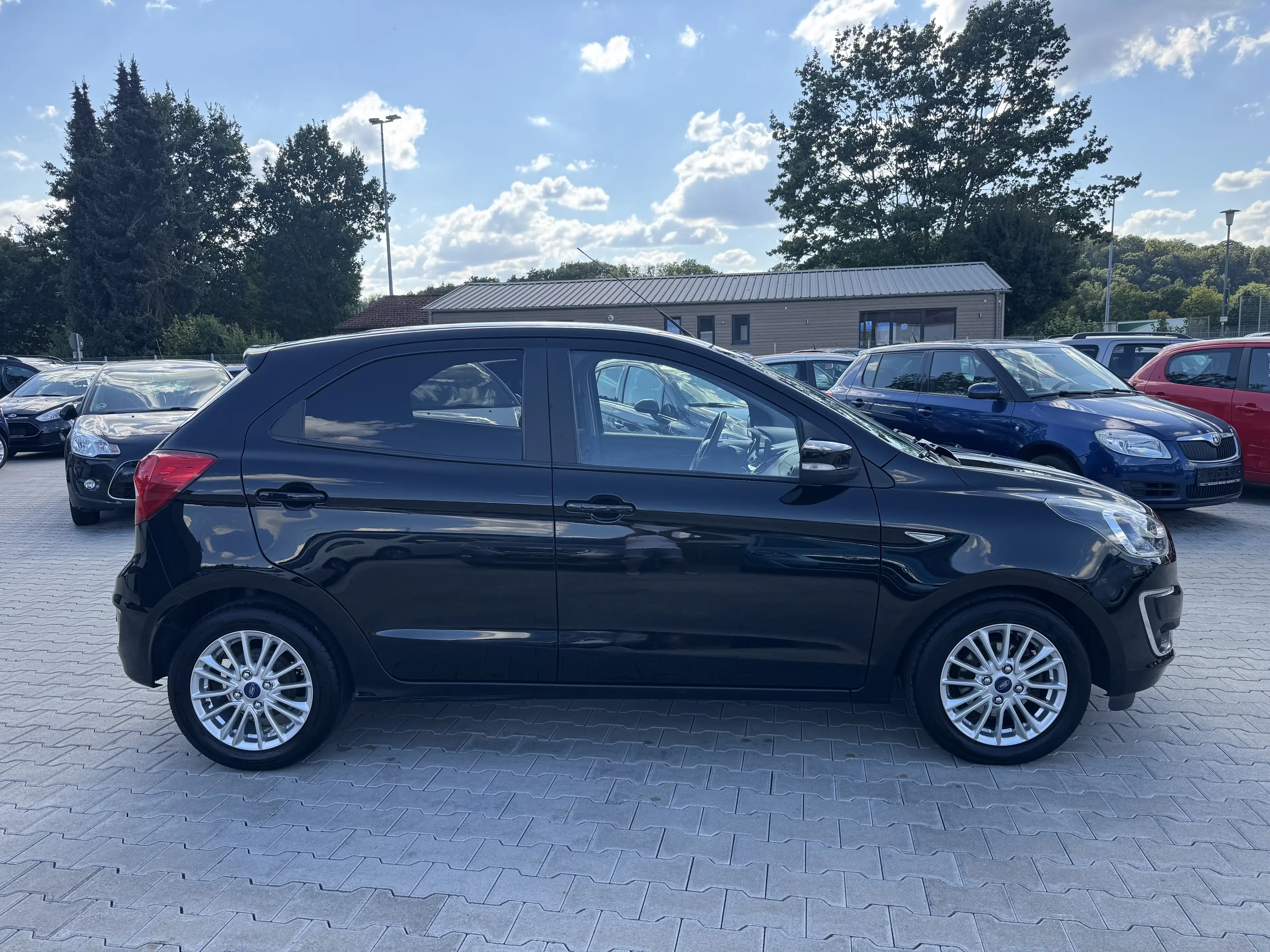 Ford Ka/Ka+ 1,2 Cool & Connect / Apple CarPlay / Klima — photo 13