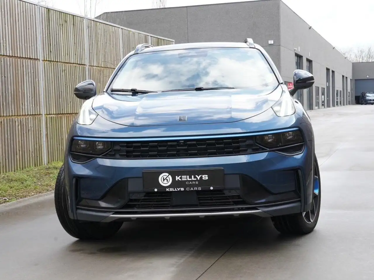 Lynk & Co 01 2022