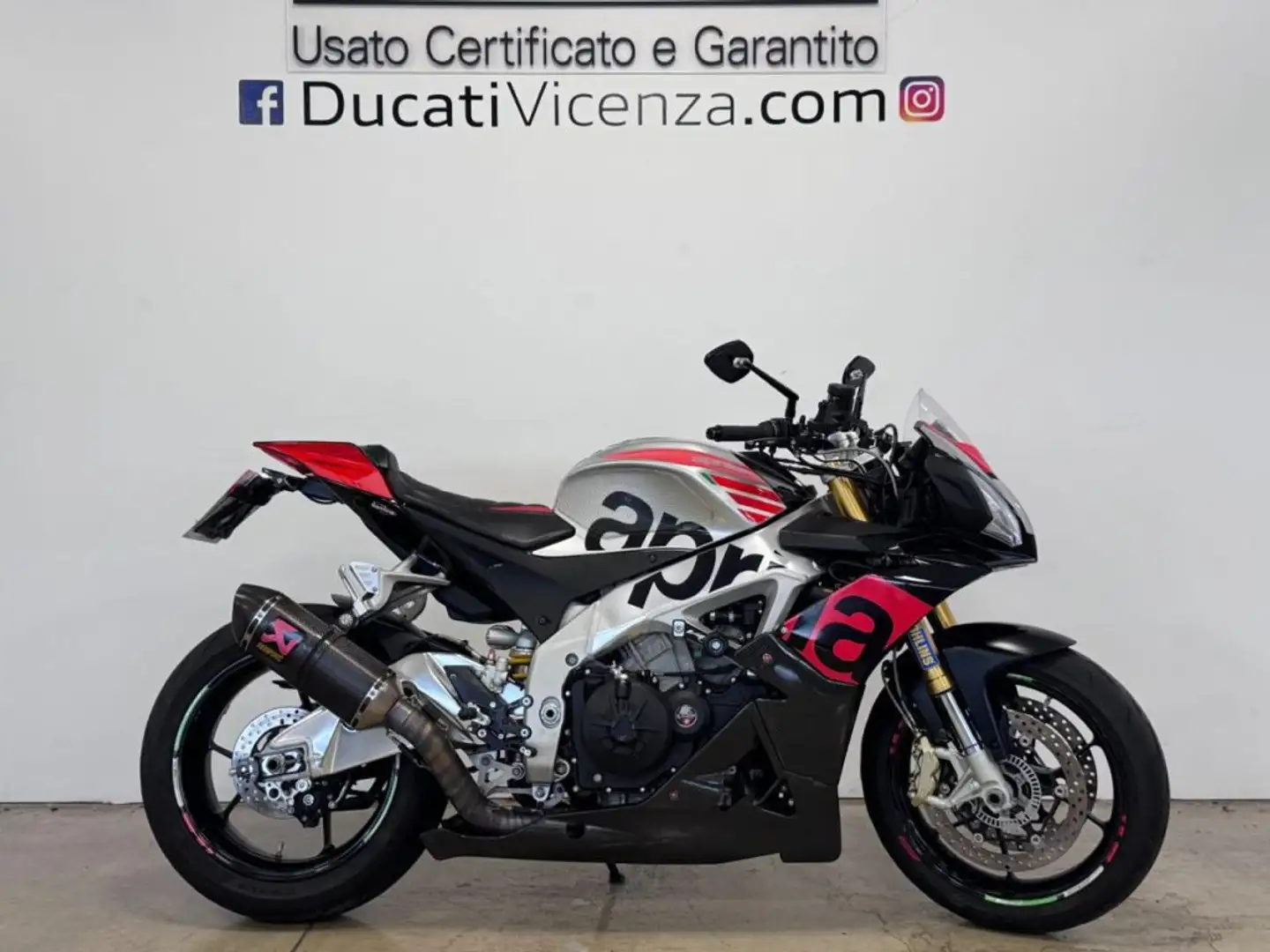 Aprilia Tuono 1000 V4 FACTORY Nero - 1