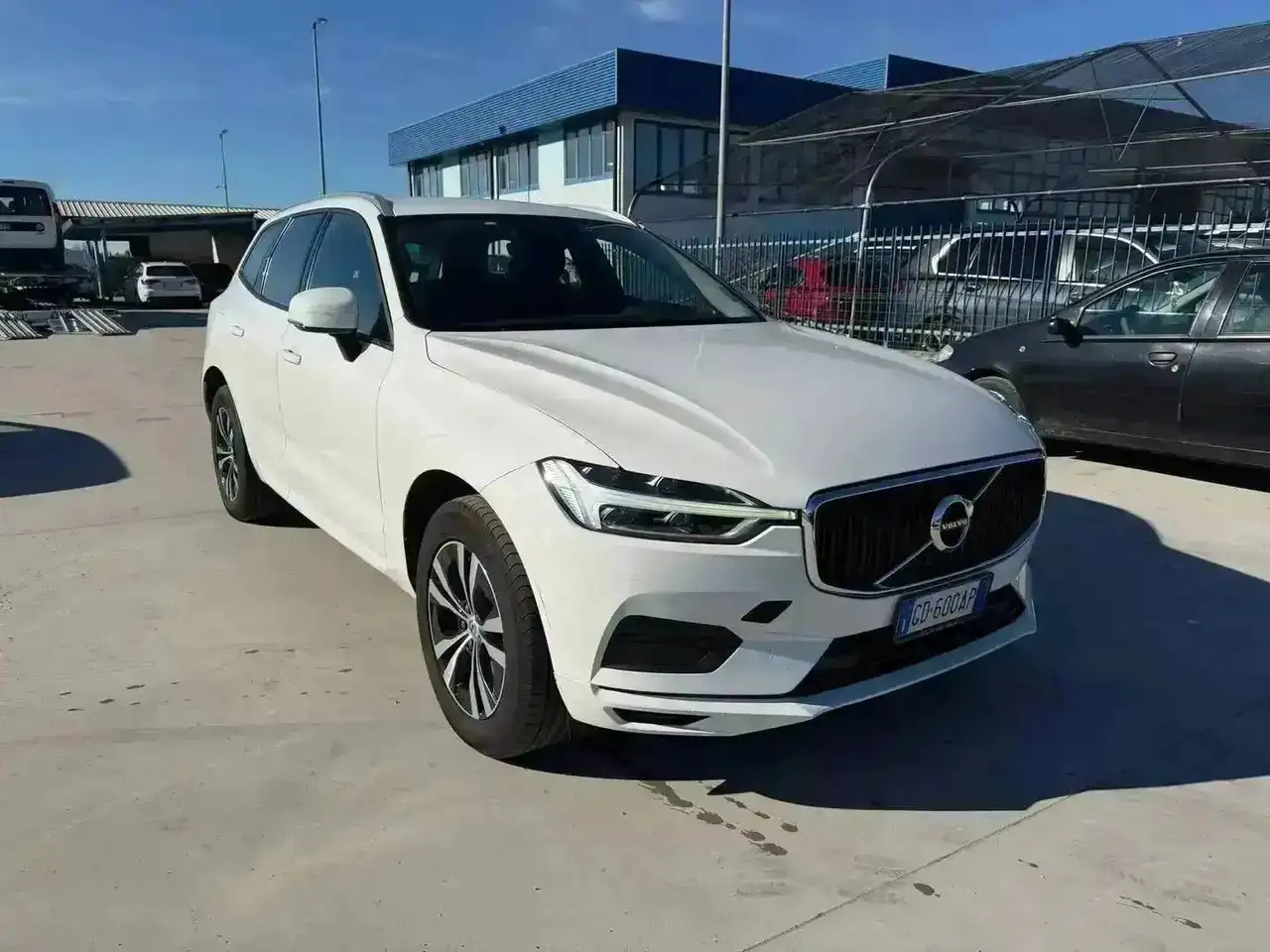 2020 Volvo XC60 2.0 b4 Business awd auto my20 - GD600AP, photograph 3