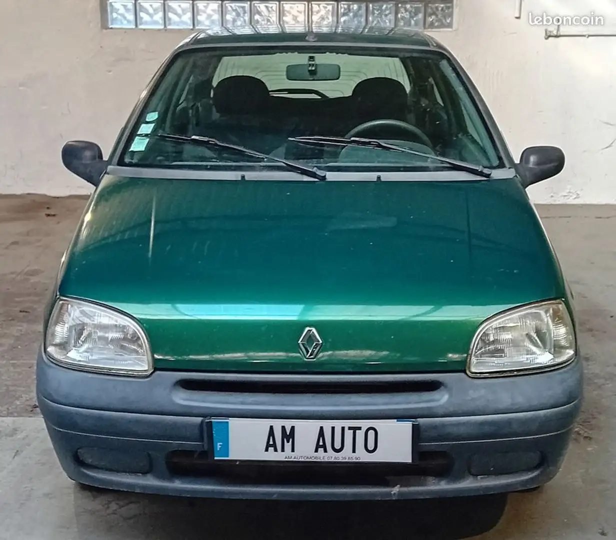Renault Clio Vert - 1