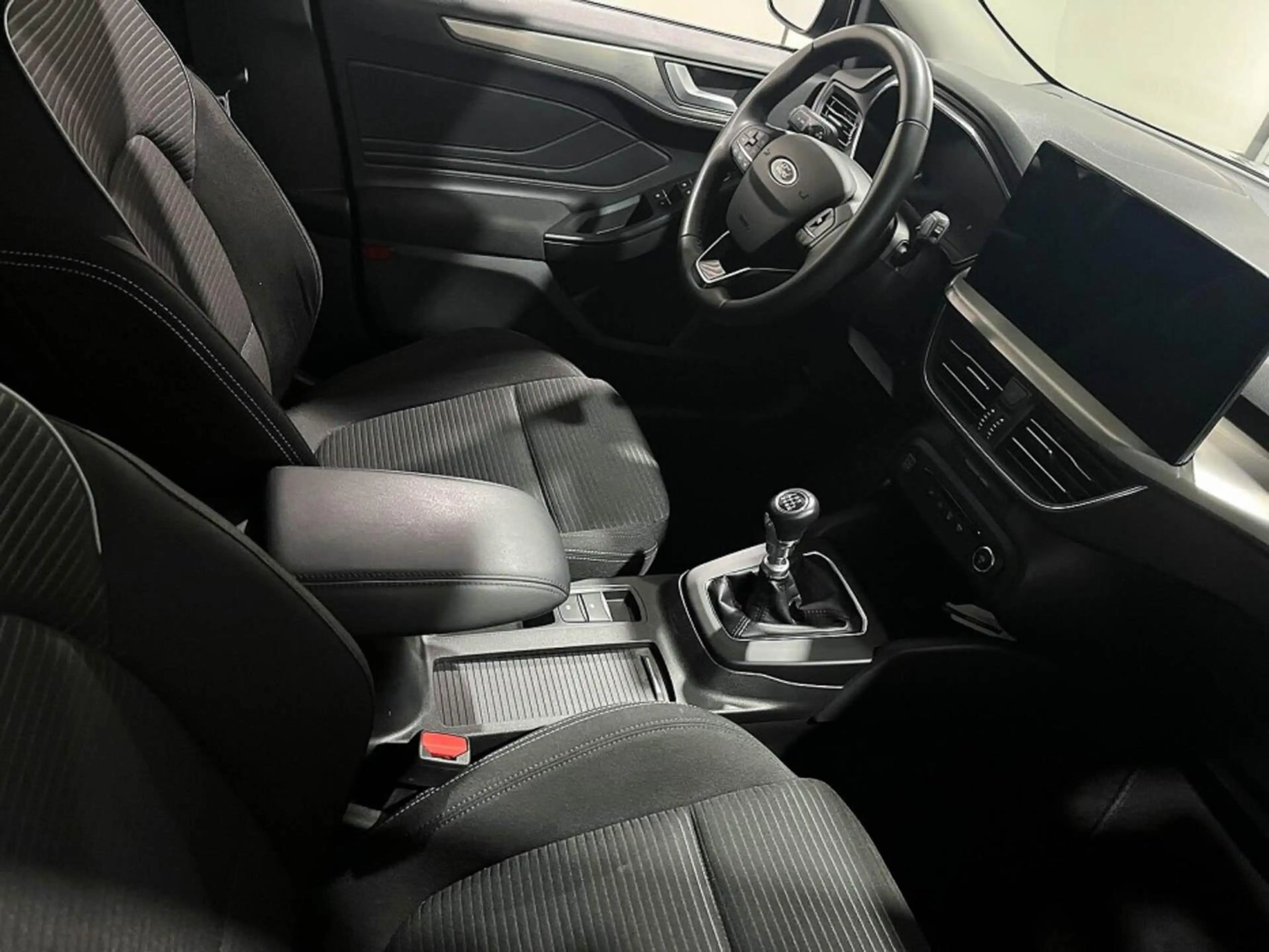 Ford Focus Wagon 1.0 EcoBoost Hybrid 125pk Titanium | Navigat — photo 3
