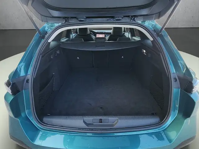 Peugeot 308 SW view 7