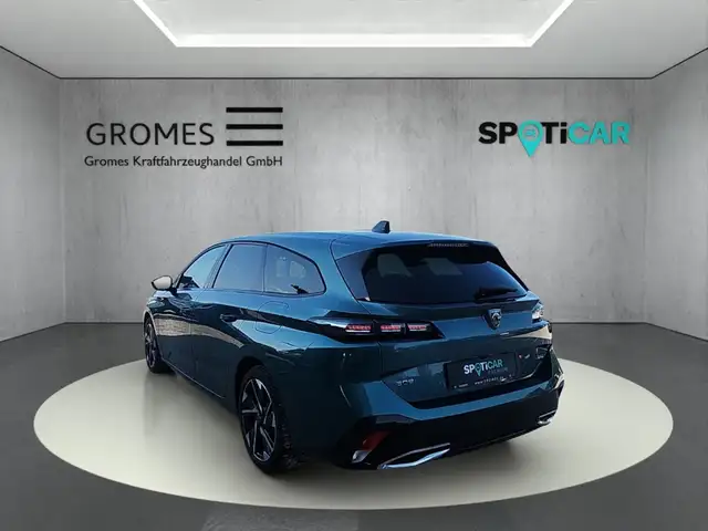 Peugeot 308 SW view 5