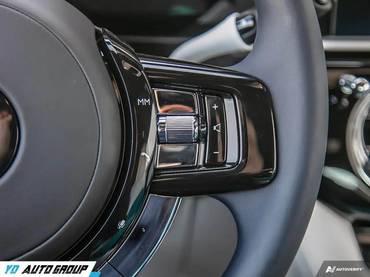 Rolls-Royce Spectre снимка Rolls-Royce Spectre