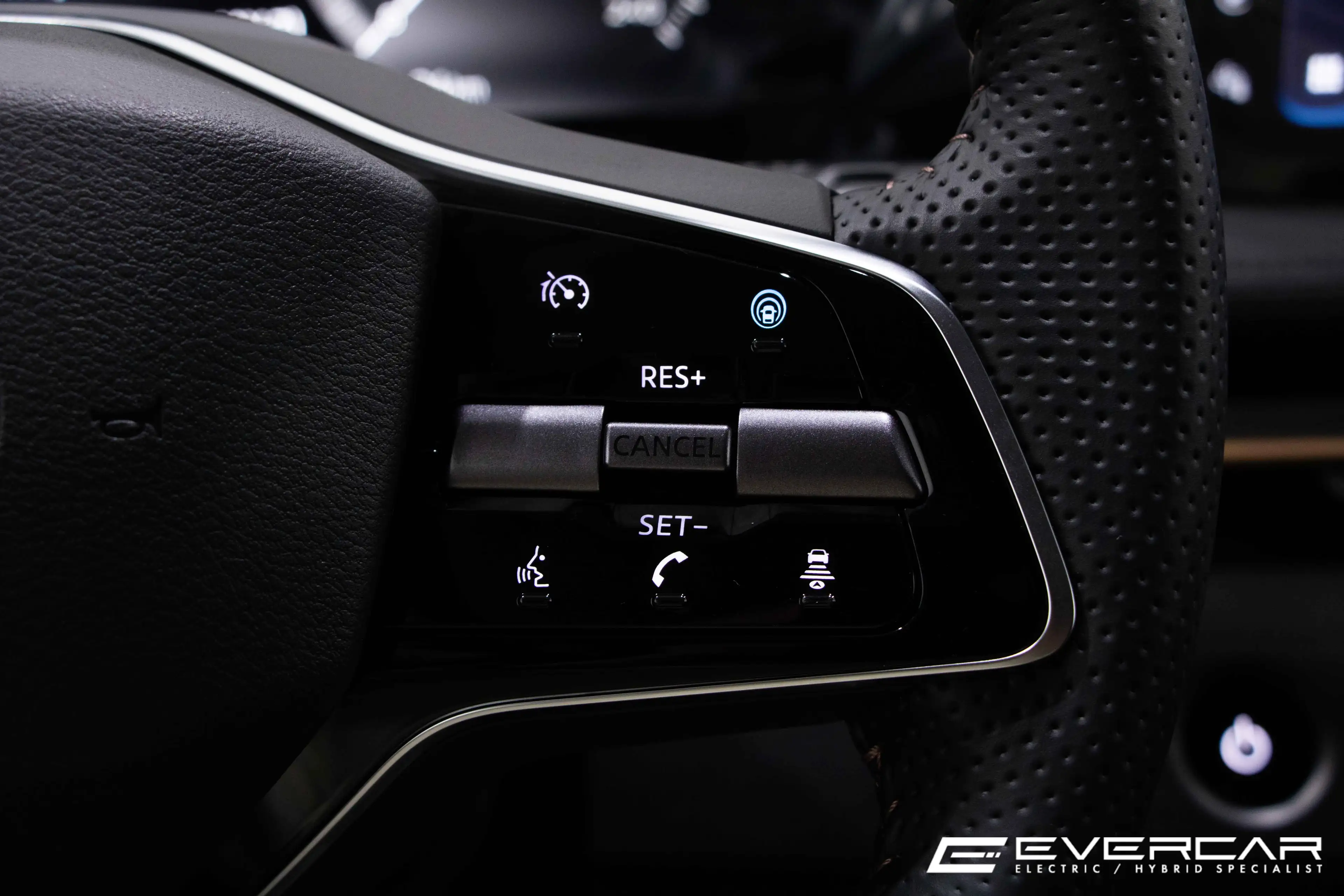 Nissan Ariya ADVANCE 63 KWH ***ELECTRIC SEATS*360°*HEAT PUMP*** — photo 14