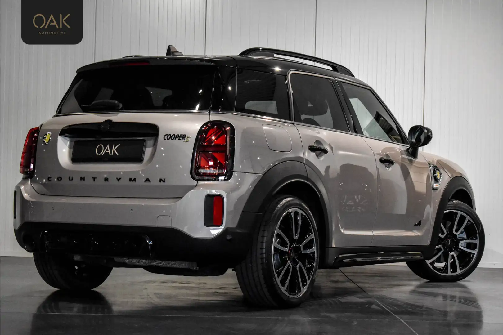 MINI Cooper SE Countryman Hybrid ALL4 Aut. | JCW-Trim | Navi | Panorama | Le Grijs - 2