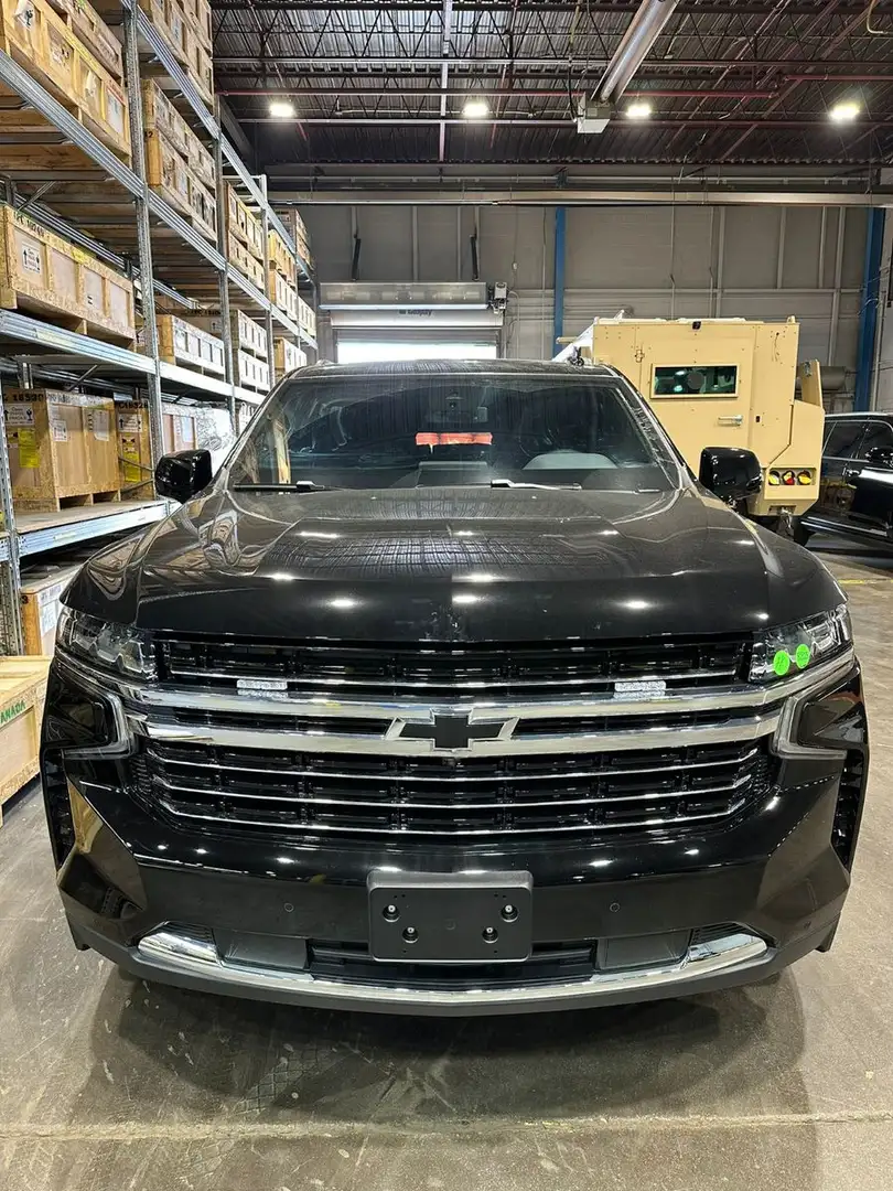 Chevrolet Suburban 2026 Suburban LT 5.3L V8 INKAS ARMORED B6 PANZER Schwarz - 1
