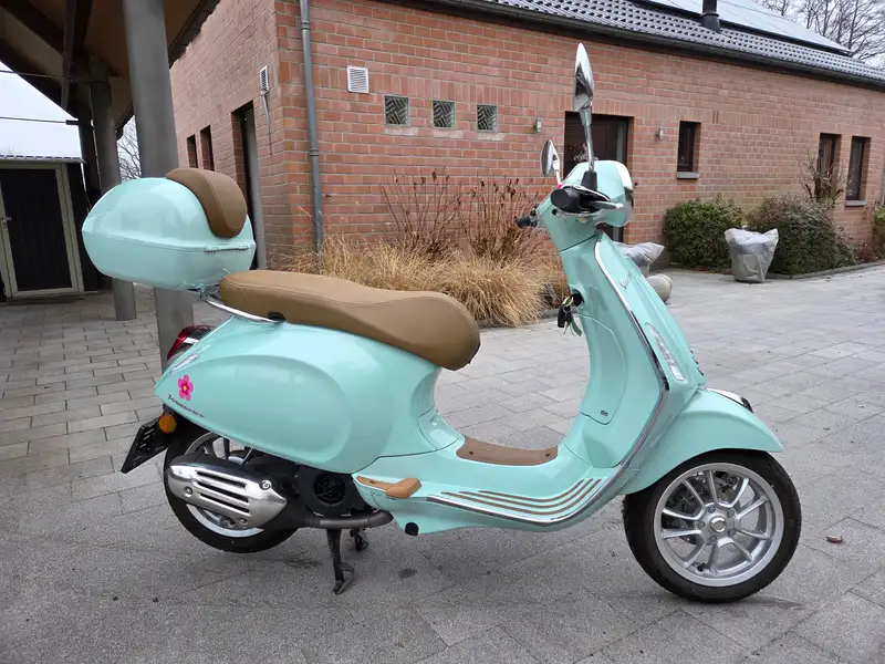 Vespa Primavera 125 - foto 2