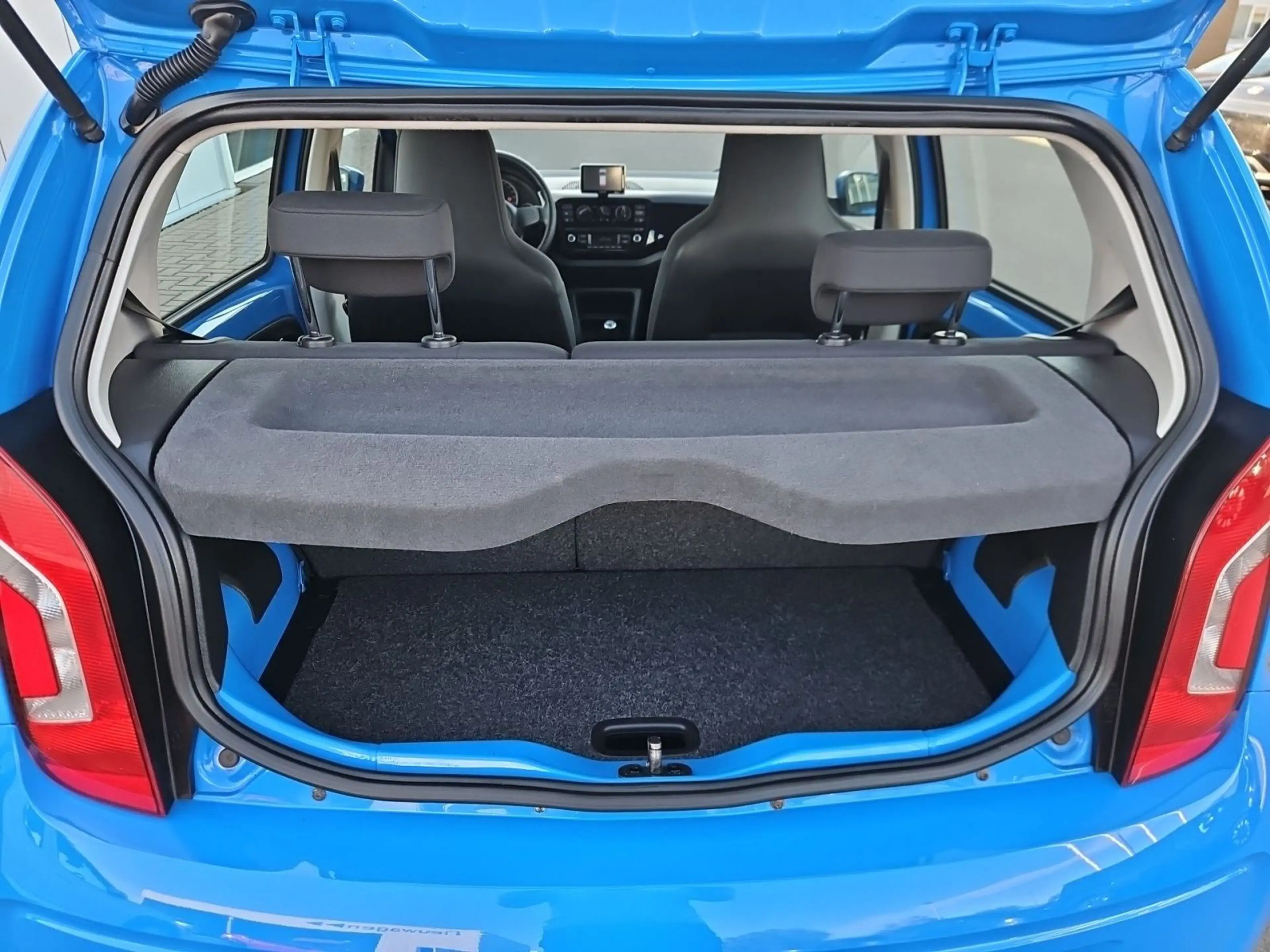 Volkswagen up! Up 1.0 Move Up — photo 12