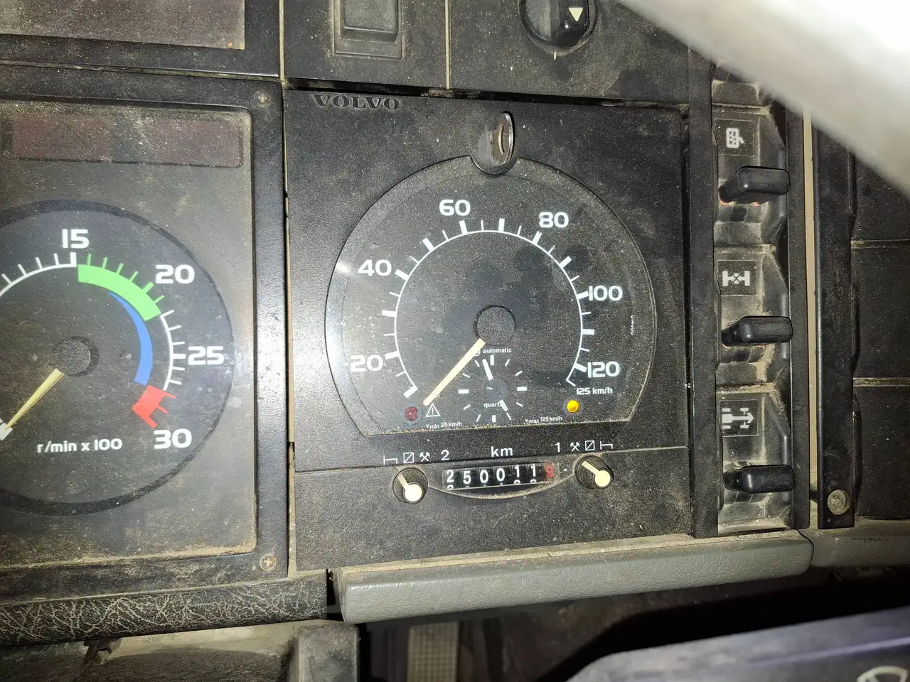 Volvo FL 6 / DREISEITENKIPPER, foto 3