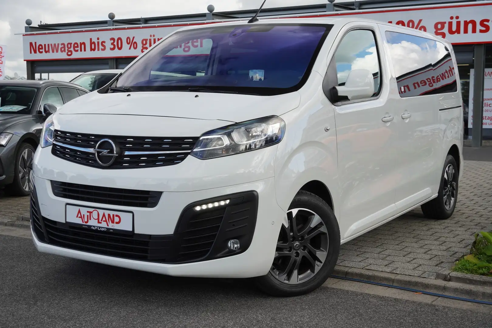 Opel Zafira Life 2.0 CDTI Edition M Aut. Navi Head-Up Weiß - 2