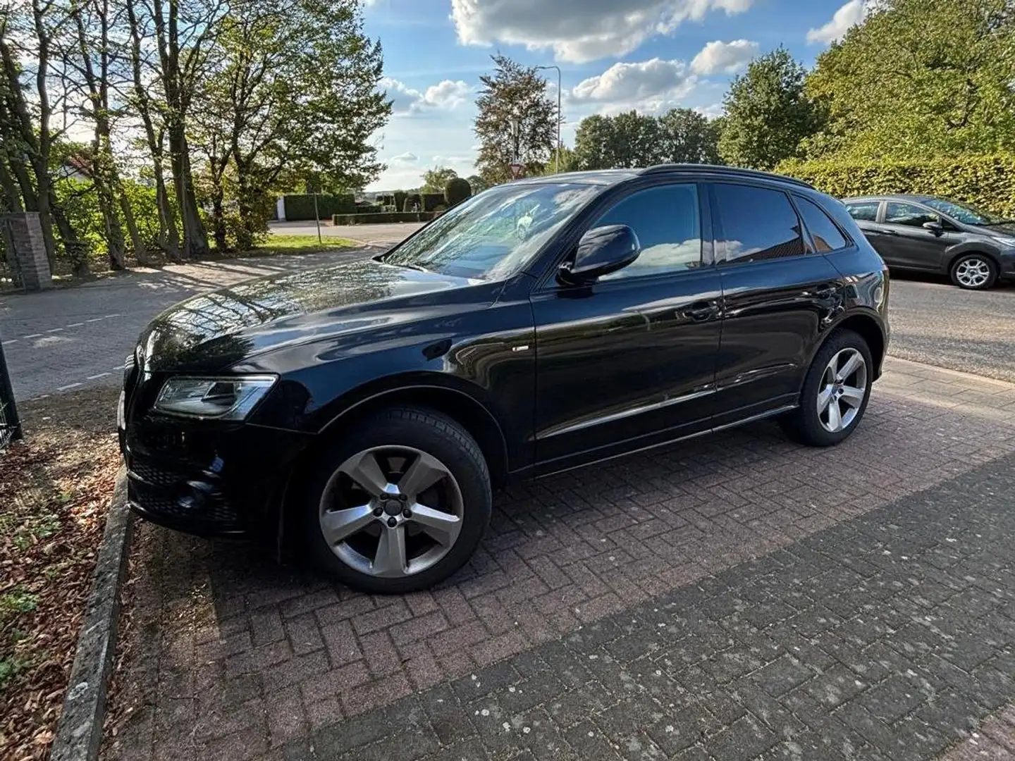 Audi Q5 Zwart - 2