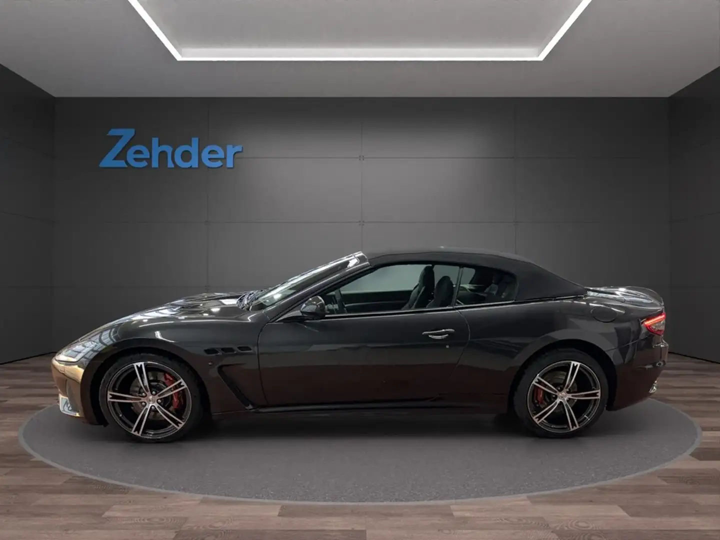 Maserati GranCabrio 4.7 V8 MC im Kundenauftrag Alcantara-Paket, Har... Сірий - 2