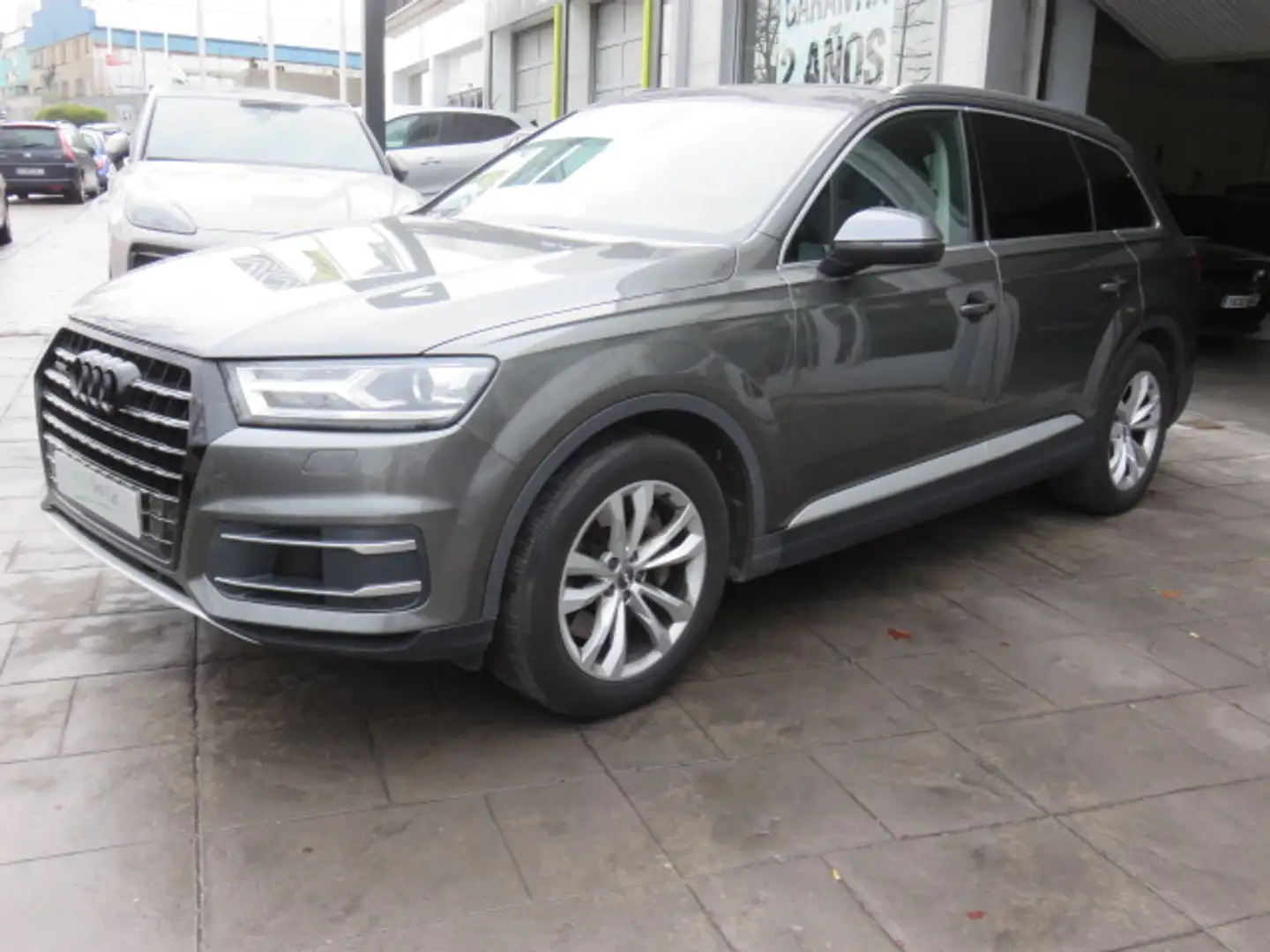 Audi Q7 50 TDI quattro Grau - 2