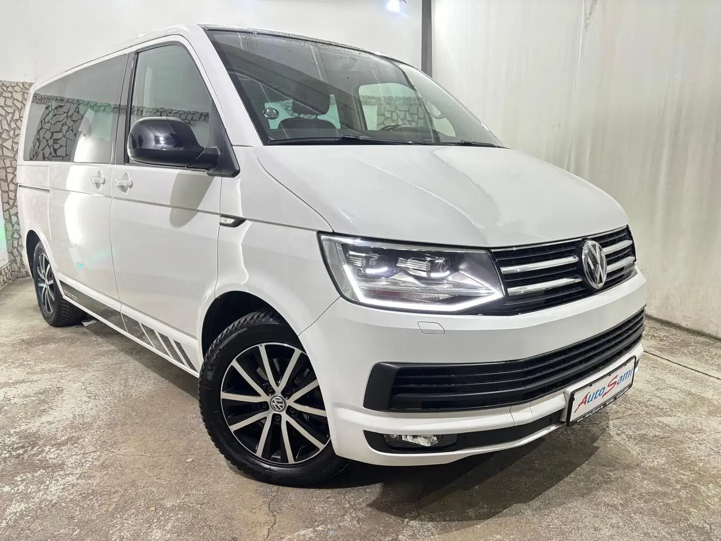 Volkswagen T6 Multivan T6 2,0 TDi Multivan AUTO. EDITION 7-SITZER VOLL Weiß - 1
