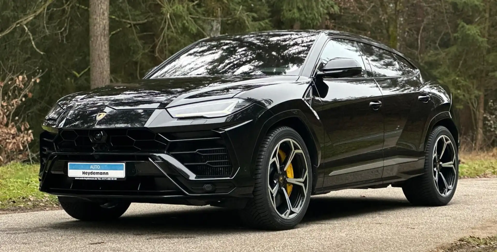 Lamborghini Urus 4.0 V8 Carbon Panorama Ceramic Nachtsicht Schwarz - 2