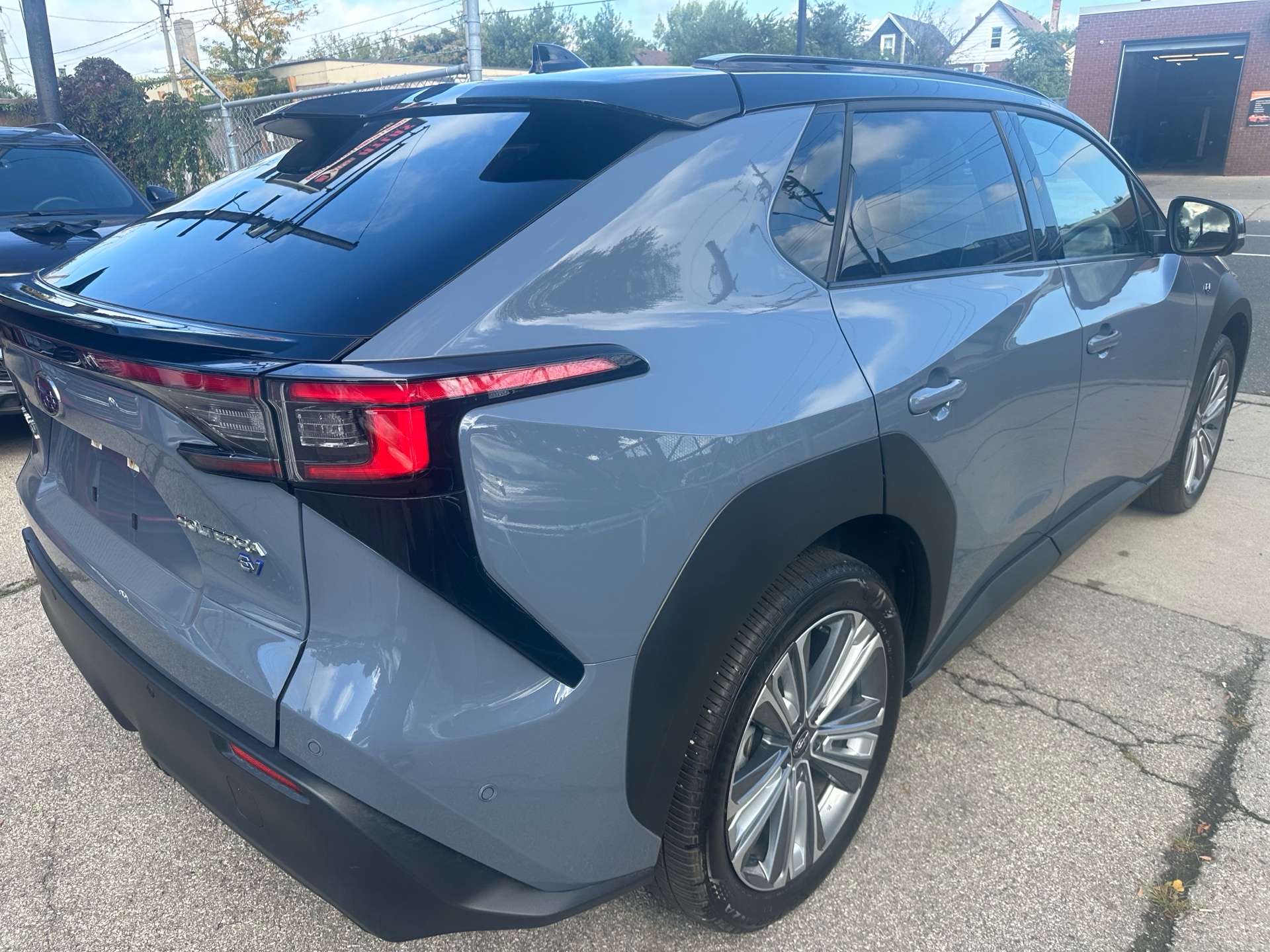 2024 Subaru Solterra AWD — photo 3