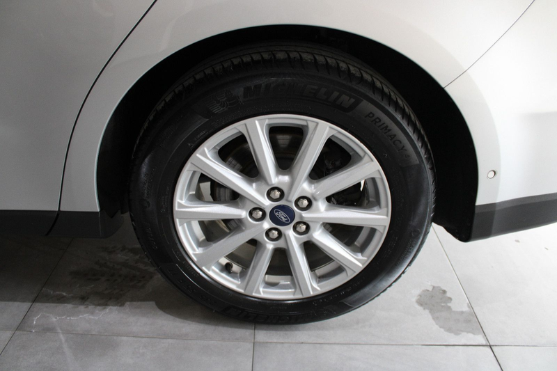 Ford S-Max 2.0 EcoBlue LED NAVI AHK EURO 6 & DPF — photo 13