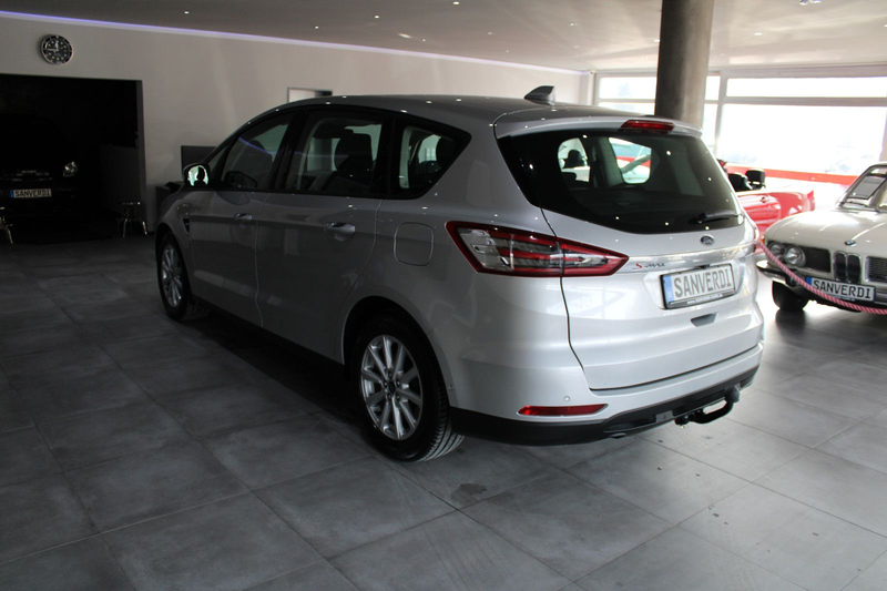 Ford S-Max 2.0 EcoBlue LED NAVI AHK EURO 6 & DPF — photo 15