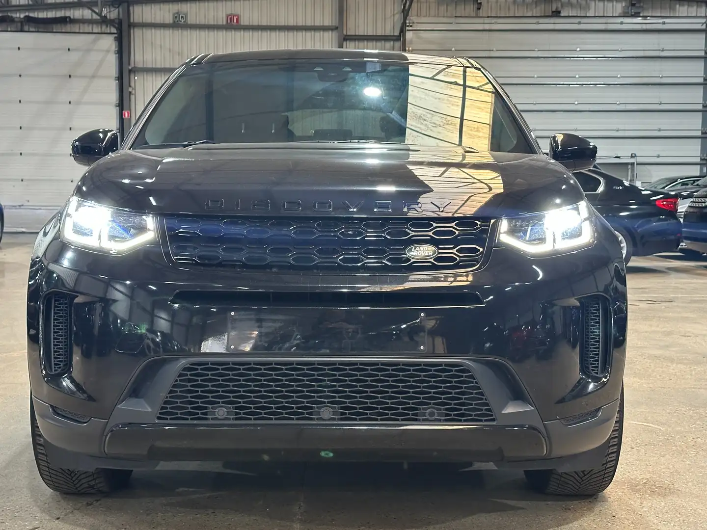 Land Rover Discovery Sport Discovery Sport D150 HSE Noir - 2