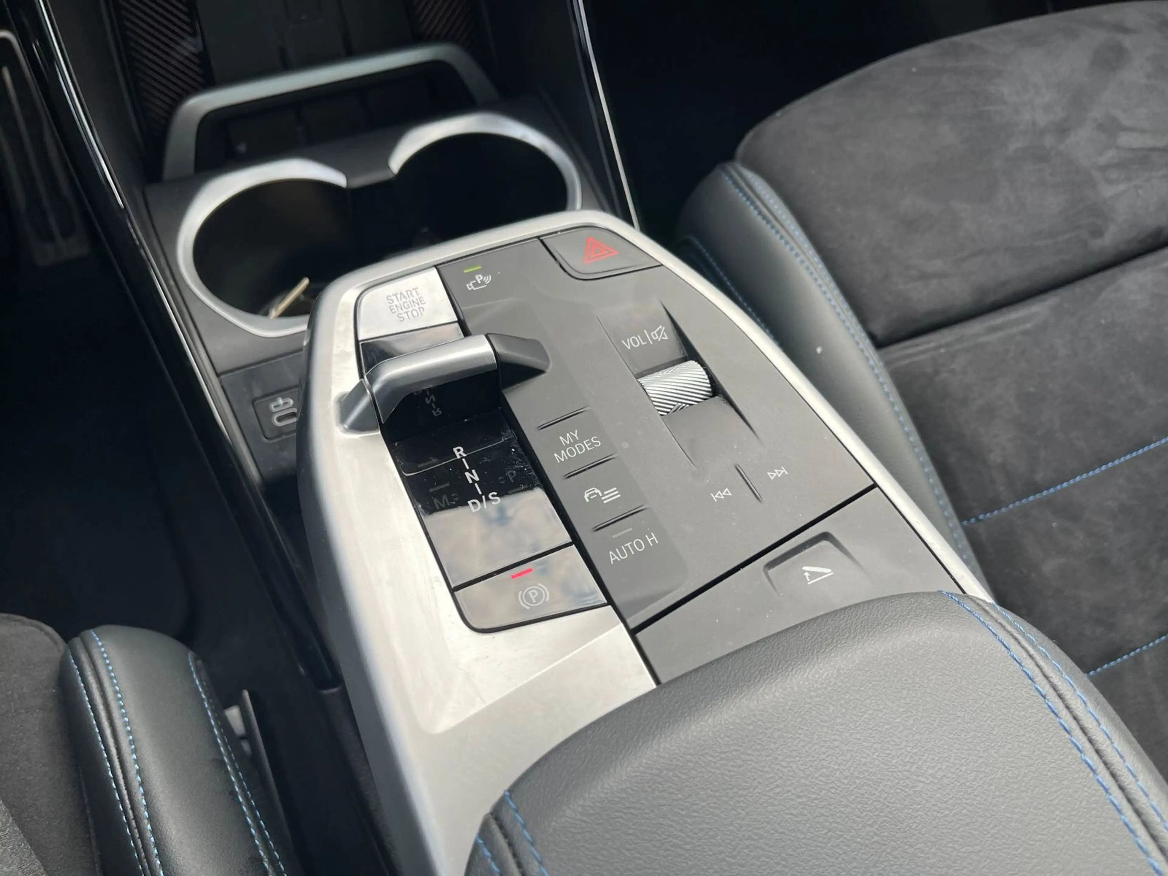 BMW X2 M35i xDrive 360°+Harman-Kardon+Pano+LED+Ca... — photo 11