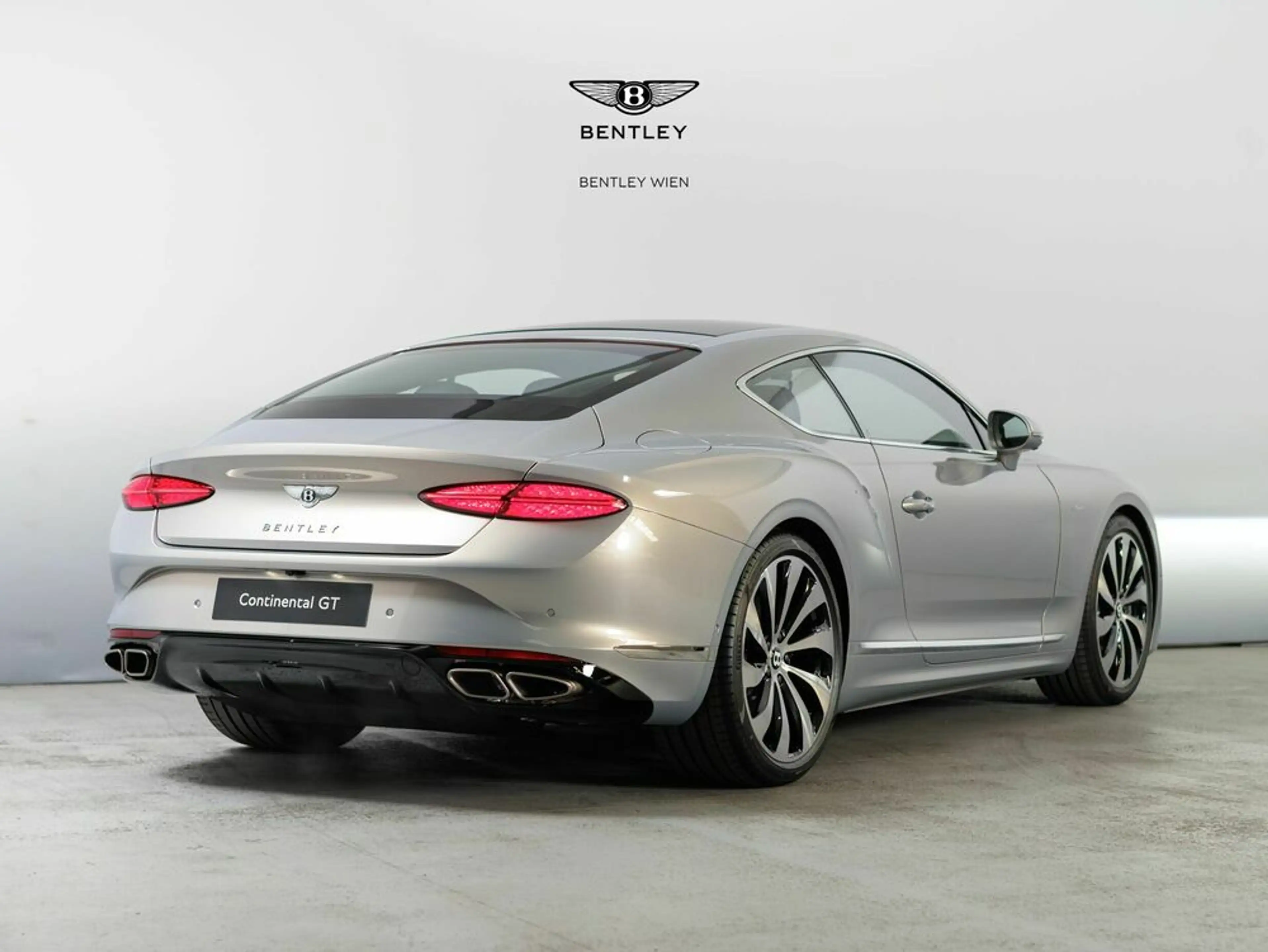 Bentley Continental GT Azure V8 Hybrid — photo 3