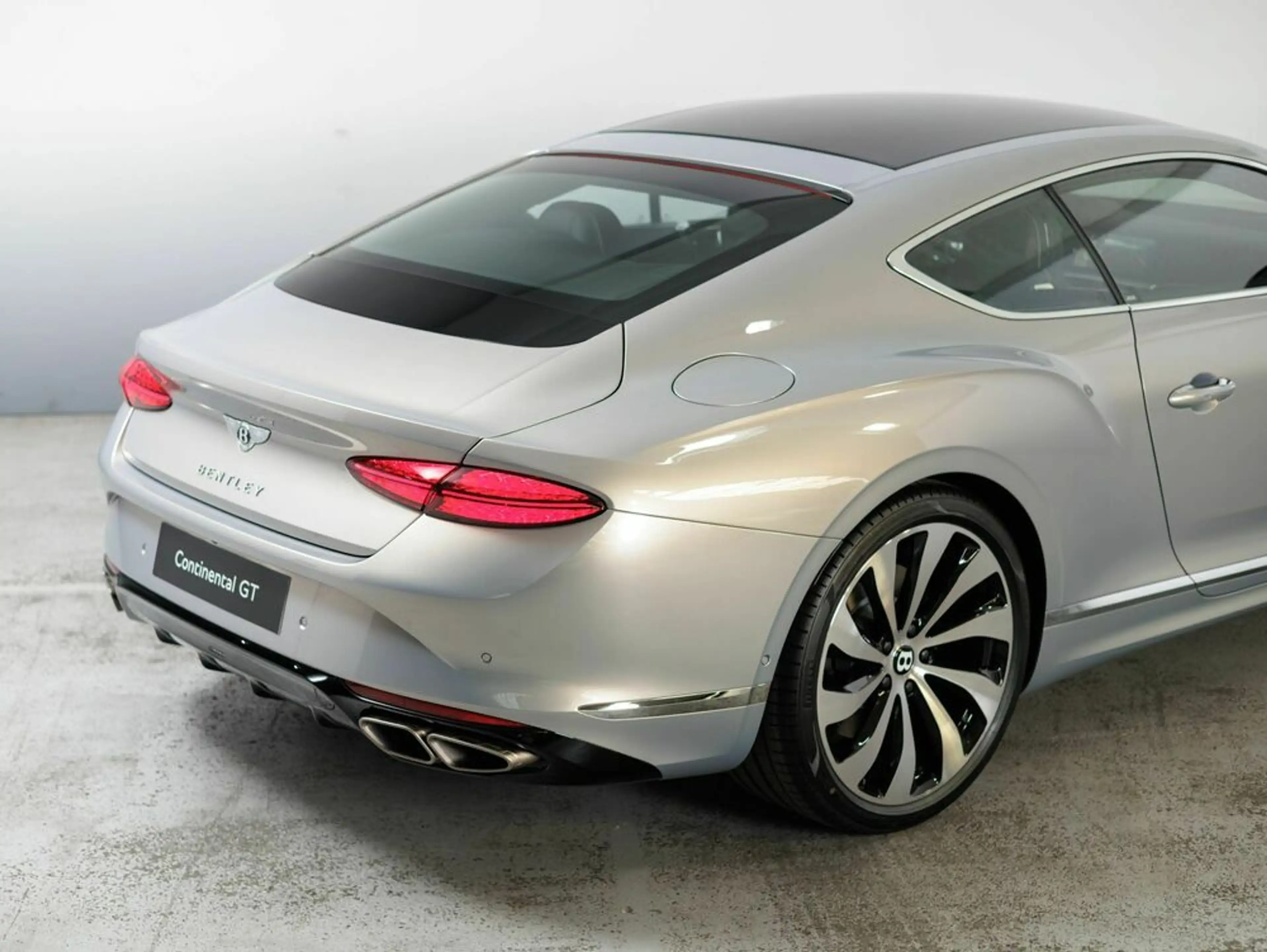 Bentley Continental GT Azure V8 Hybrid — photo 6