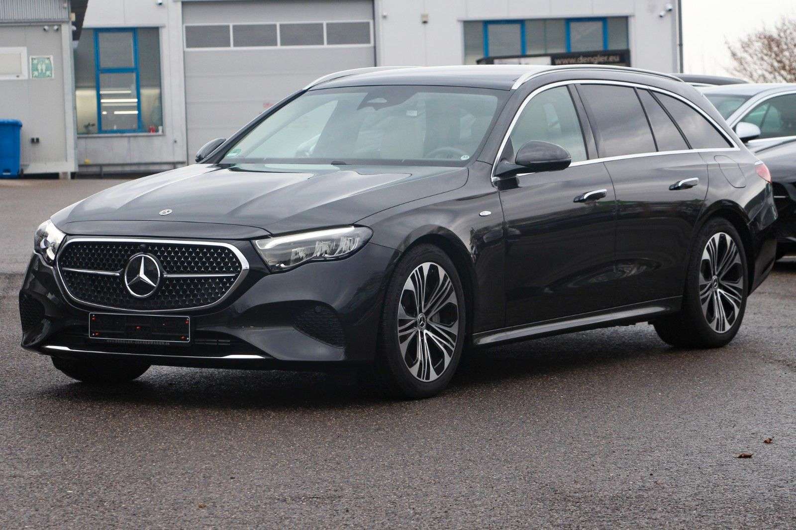 Mercedes-Benz E 300