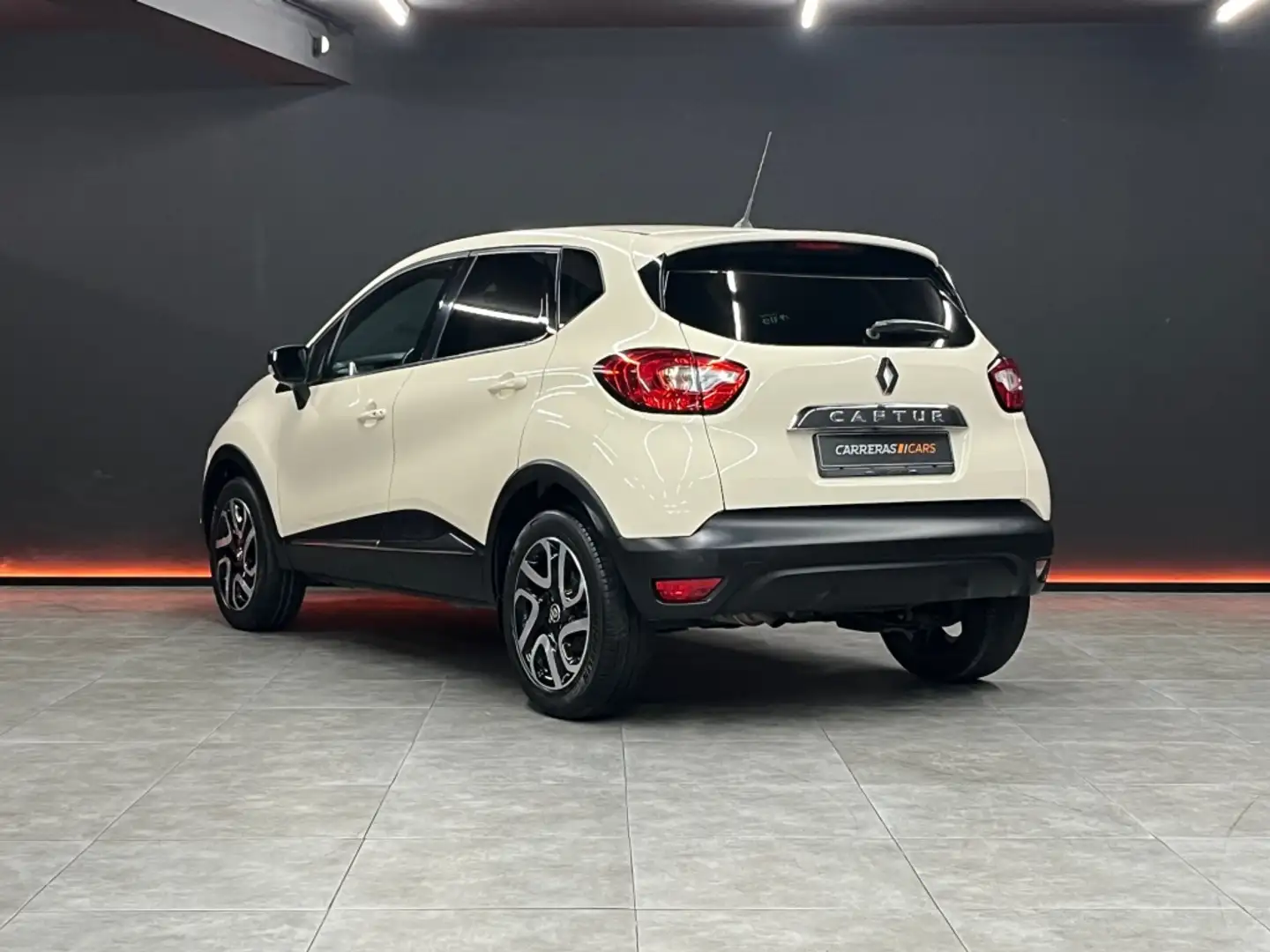 Renault Captur TCe Energy Intens 120 EDC Beige - 2