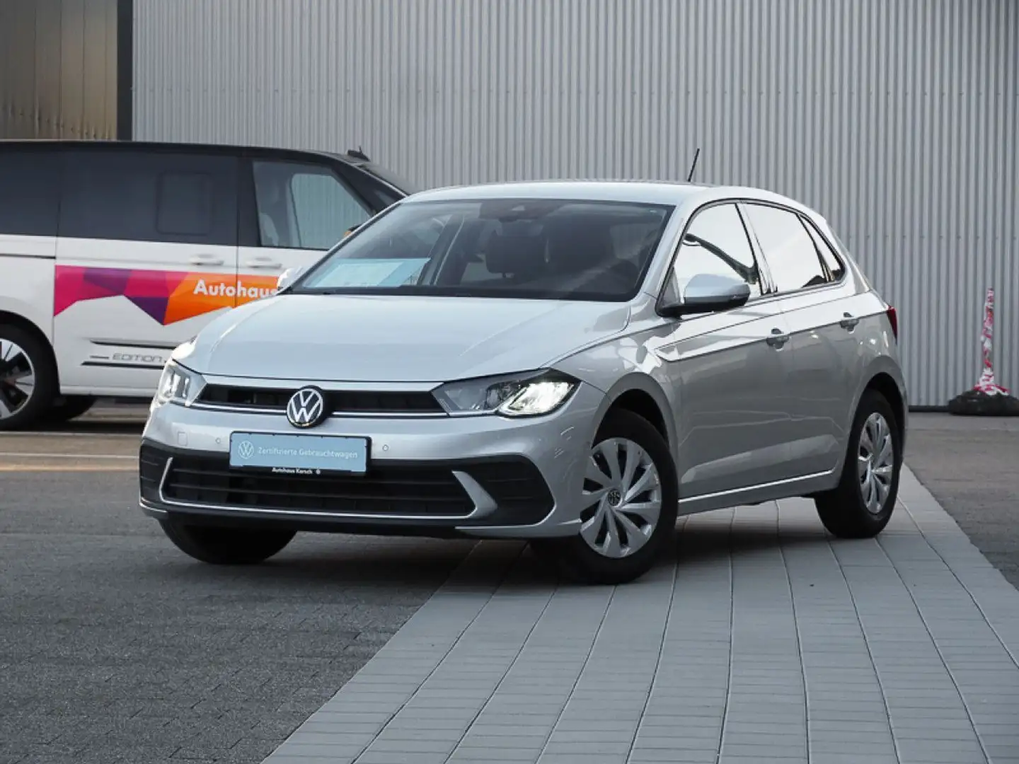 Volkswagen Polo 1.0 TSI DSG Life CLIMATRONIC, LED, IQ.DRIVE Silber - 2