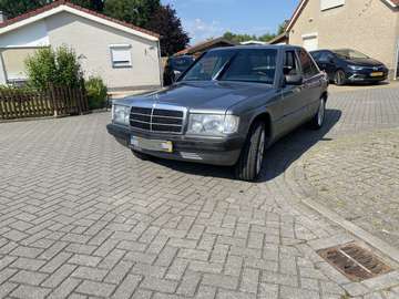 MERCEDES.190E /// BENZINE2.0 /// AUTOMAAT/ 17 VELG