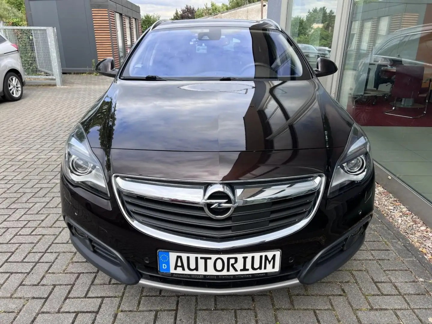 Opel Insignia A Country Tourer Basis 4x4 Pano Leder Marrón - 2