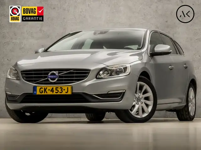 Volvo V60 2.0 T3 Sport 153Pk (NAVIGATIE, CLIMATE, LEDER, MEM
