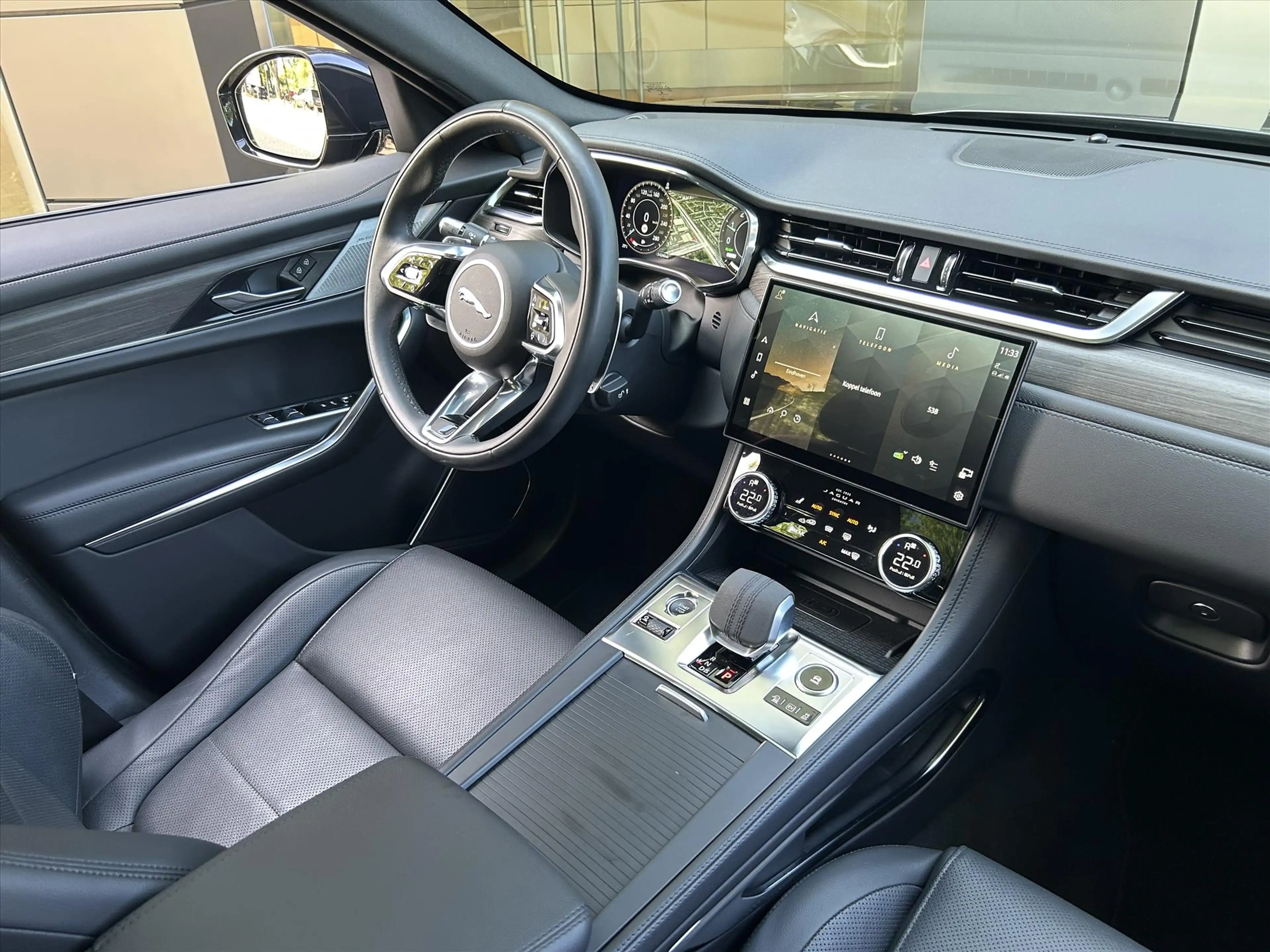 Jaguar F-Pace P400e PHEV AWD AUT S Edition — photo 5