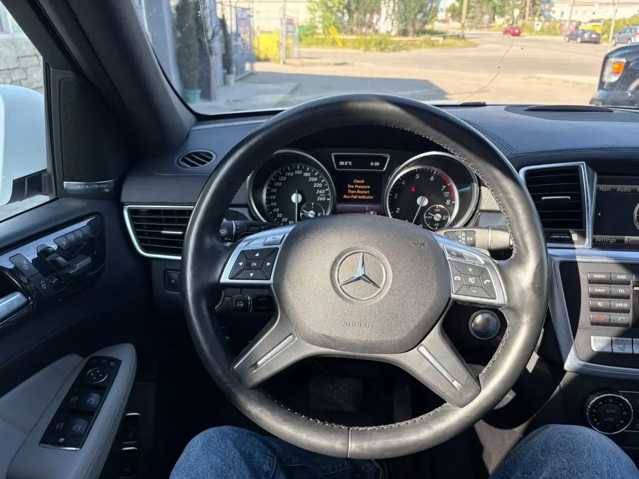 Mercedes-Benz GL-Class photo Mercedes-Benz GL-Class