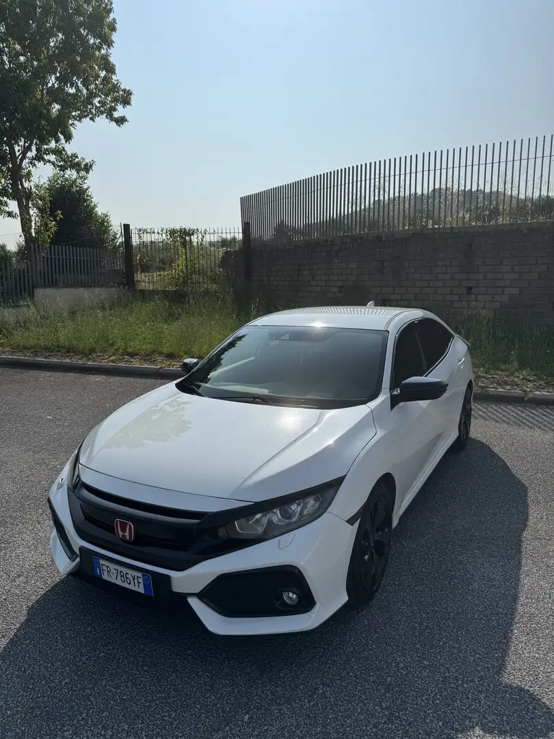 Honda Civic 5p 1.0 Elegance Navi cvt - 2