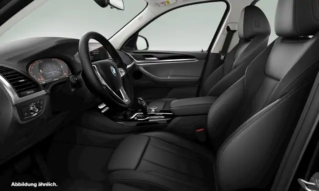 BMW X3 view 4