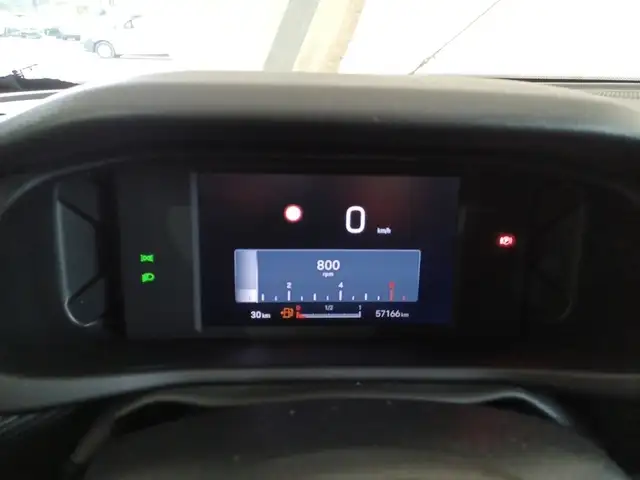 Jeep Avenger view 8