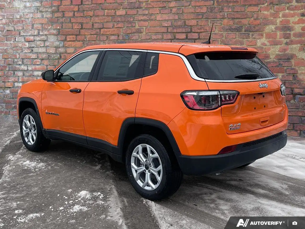 Jeep Compass снимка Jeep Compass