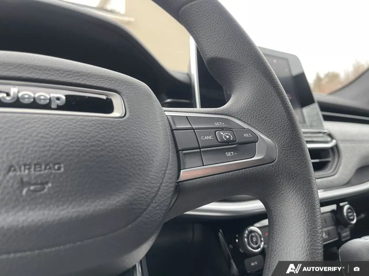 Jeep Compass снимка Jeep Compass