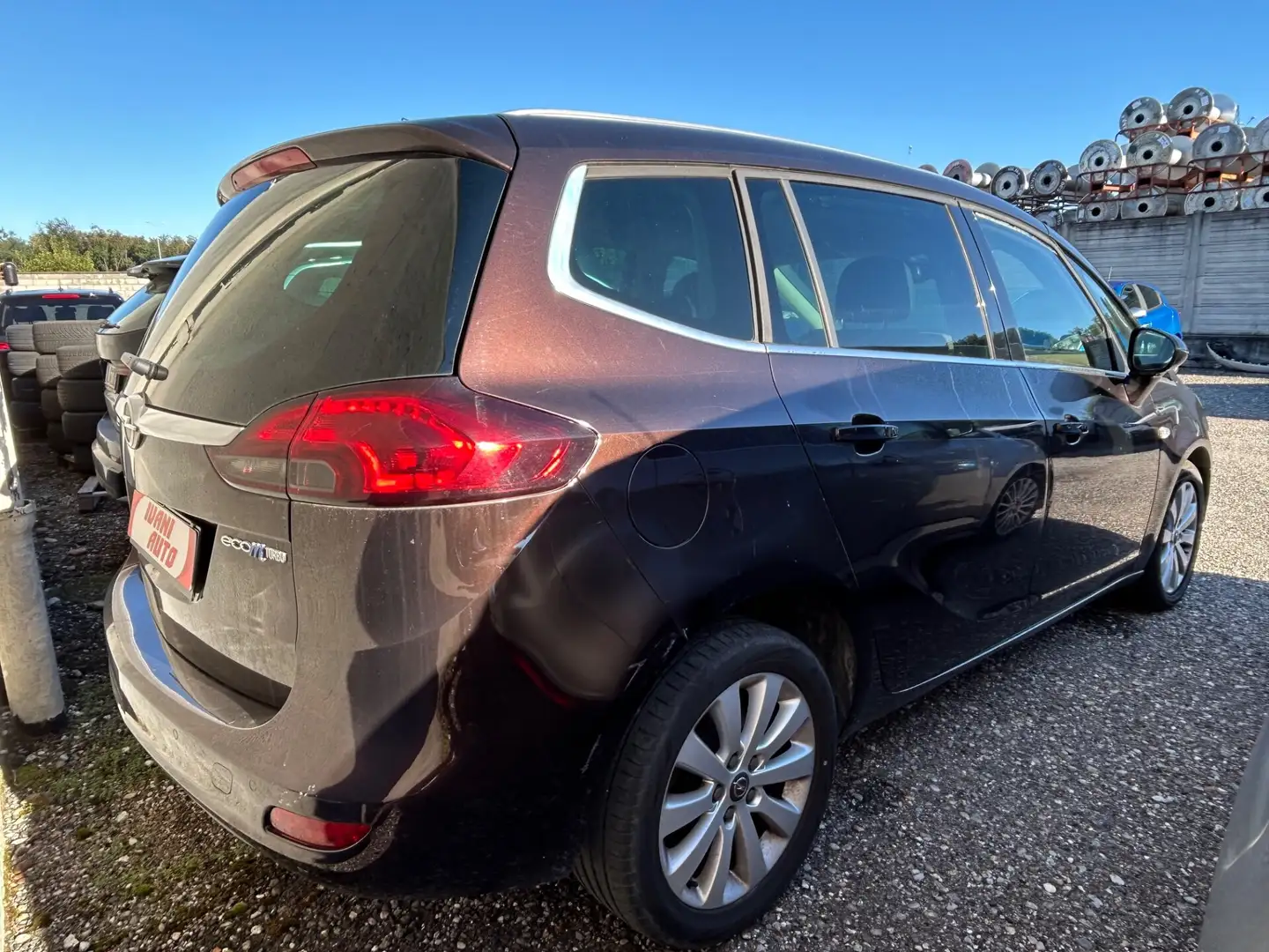 Opel Zafira Zafira Tourer 1.6 Turbo EcoM 150CV Cosmo Marrón - 2