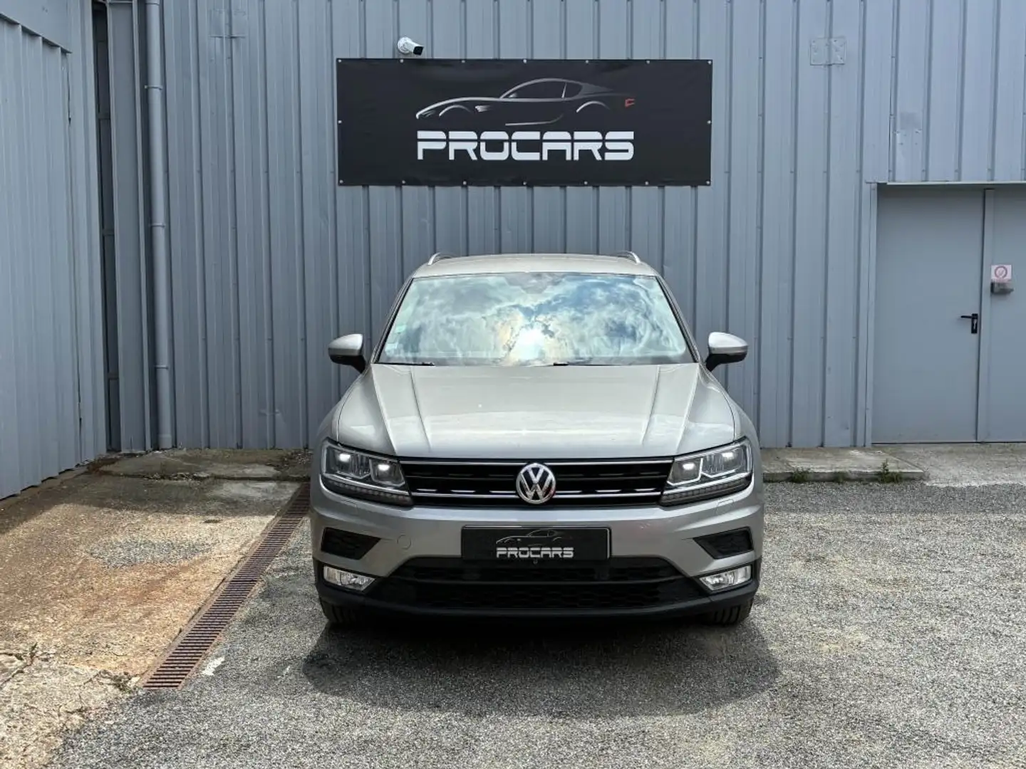 Volkswagen Tiguan 1.4 TSI BlueMotion 150 CH Confortline Gris - 2